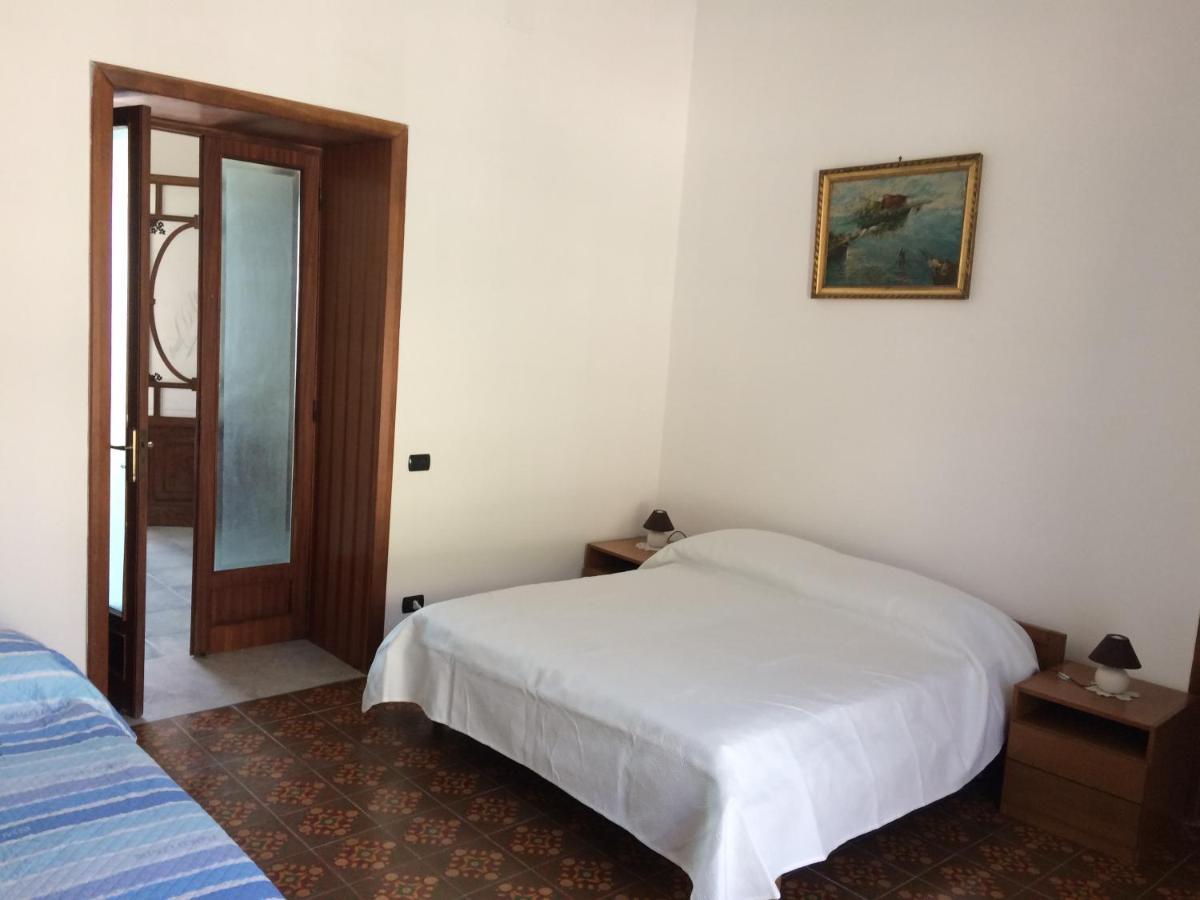 The Reef House Bed & Breakfast Pozzuoli Exterior foto